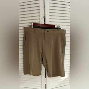 Split Performance Golf shorts for men size 36 NWT